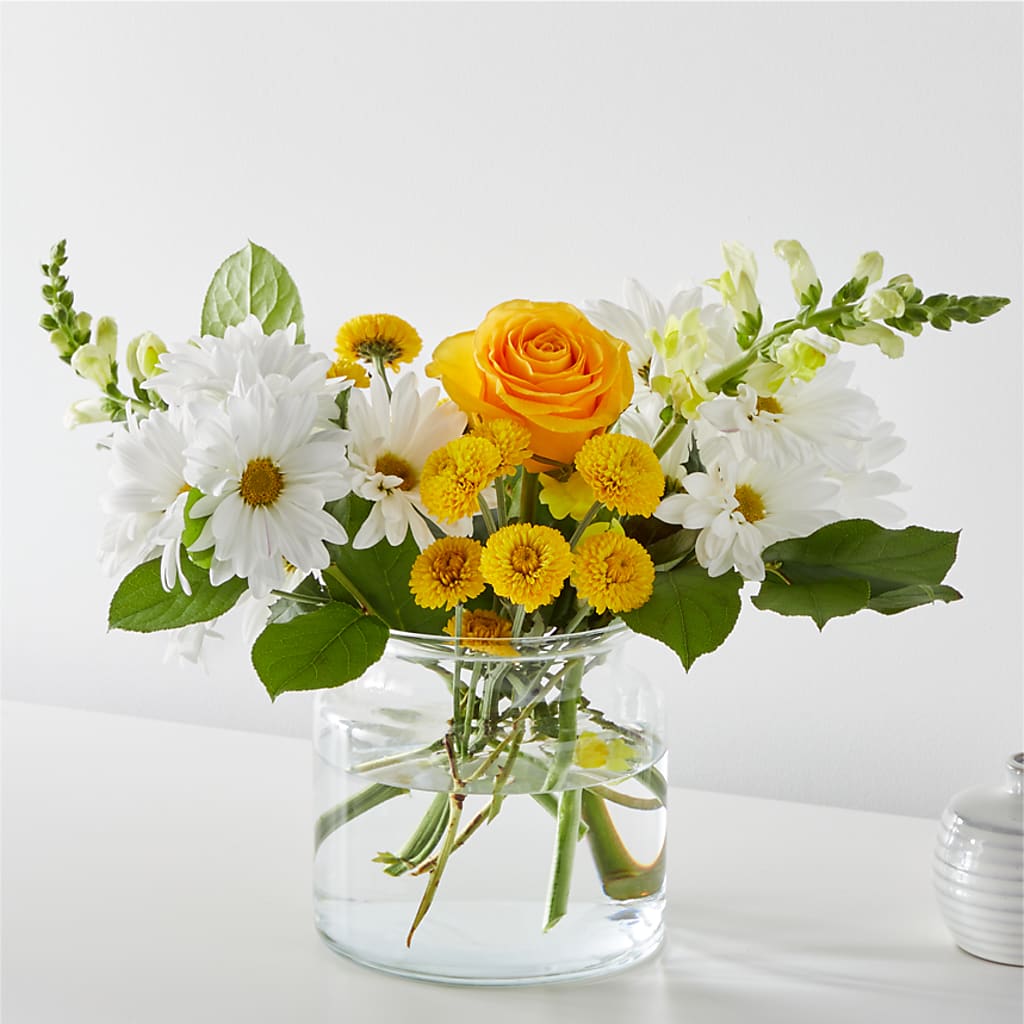 Sun Salutation Bouquet – Oopsie Daisy Llc, Berlin NJ