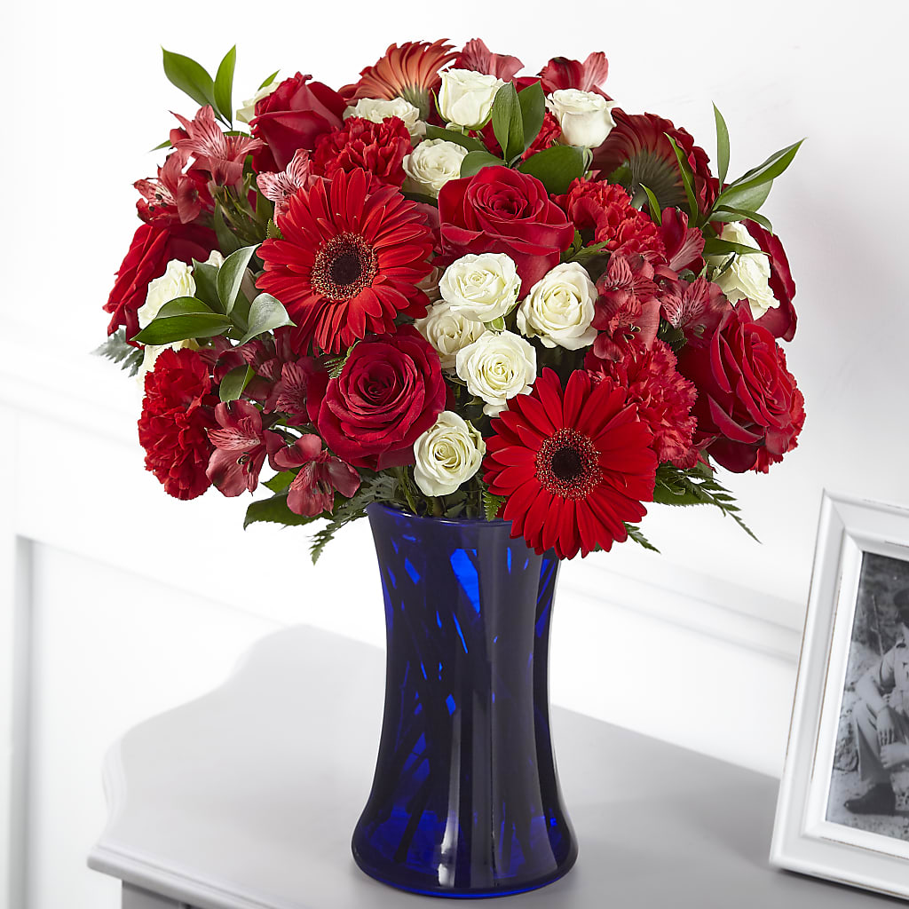 Hearts Embrace Bouquet – Oopsie Daisy Llc, Berlin NJ