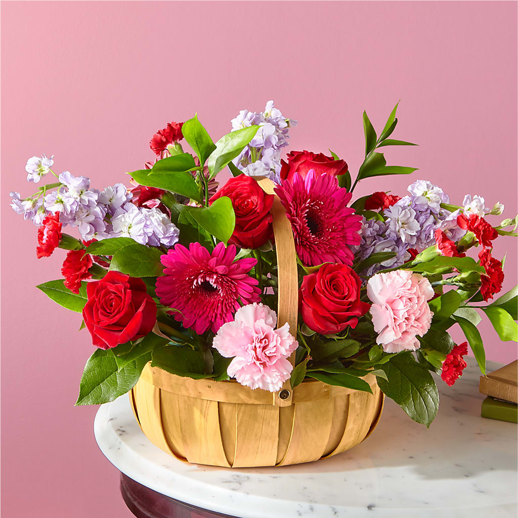 Pink Picnic Basket – Oopsie Daisy Llc, Berlin NJ