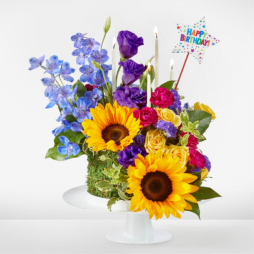 Star of the Day Floral Cake – Oopsie Daisy Llc, Berlin NJ