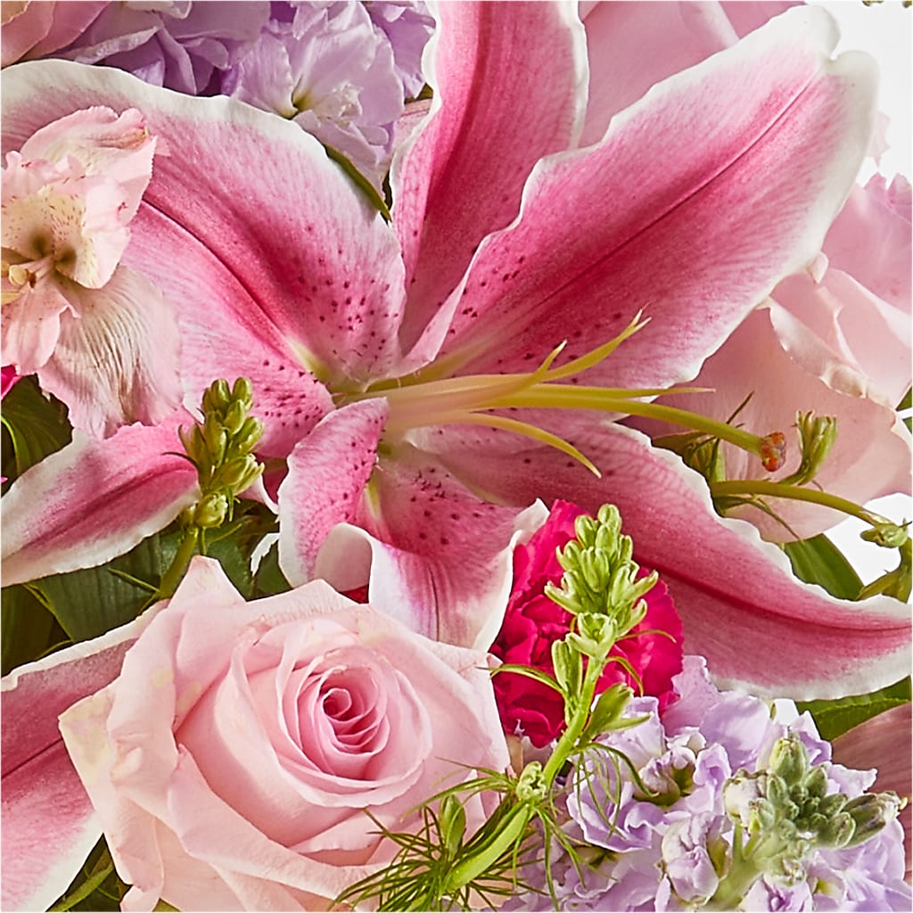 Mauvelous Bouquet –  Oopsie Daisy Llc, Berlin NJ