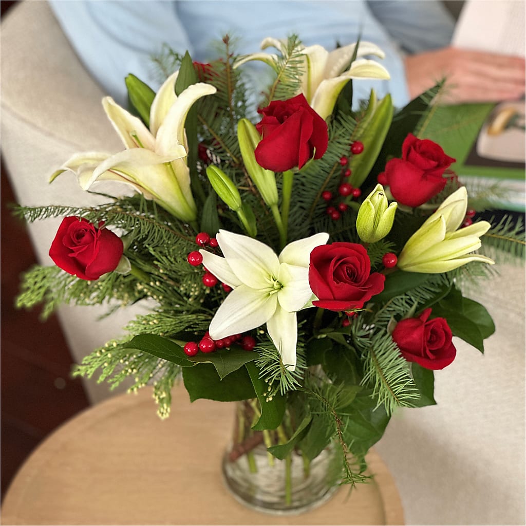 Sparkling Snowflakes Bouquet –  Oopsie Daisy Llc, Berlin NJ