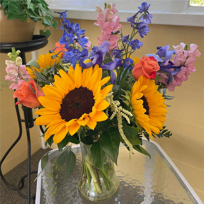 Rays of Life Bouquet –  Oopsie Daisy Llc, Berlin NJ