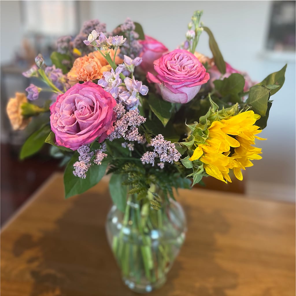 Yellow Brick Road Bouquet –  Oopsie Daisy Llc, Berlin NJ