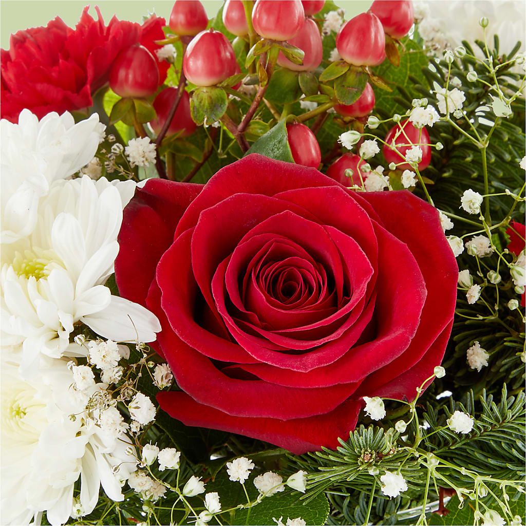 Chance of Flurries Bouquet –  Oopsie Daisy Llc, Berlin NJ