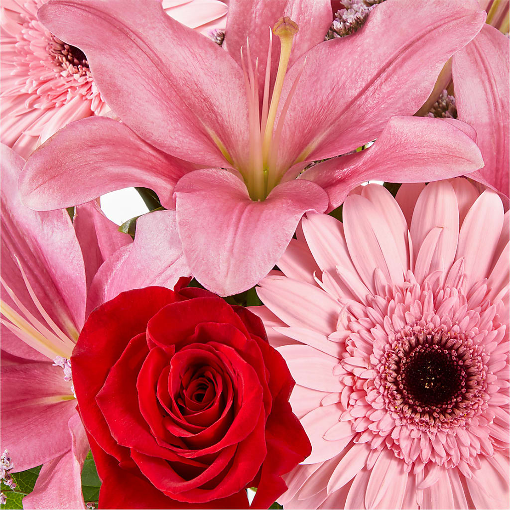 Lots of Love Bouquet –  Oopsie Daisy Llc, Berlin NJ